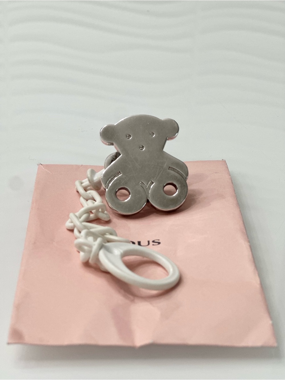 TOUS Portachupete / Silver Bear Pacifier Clip with White Chain